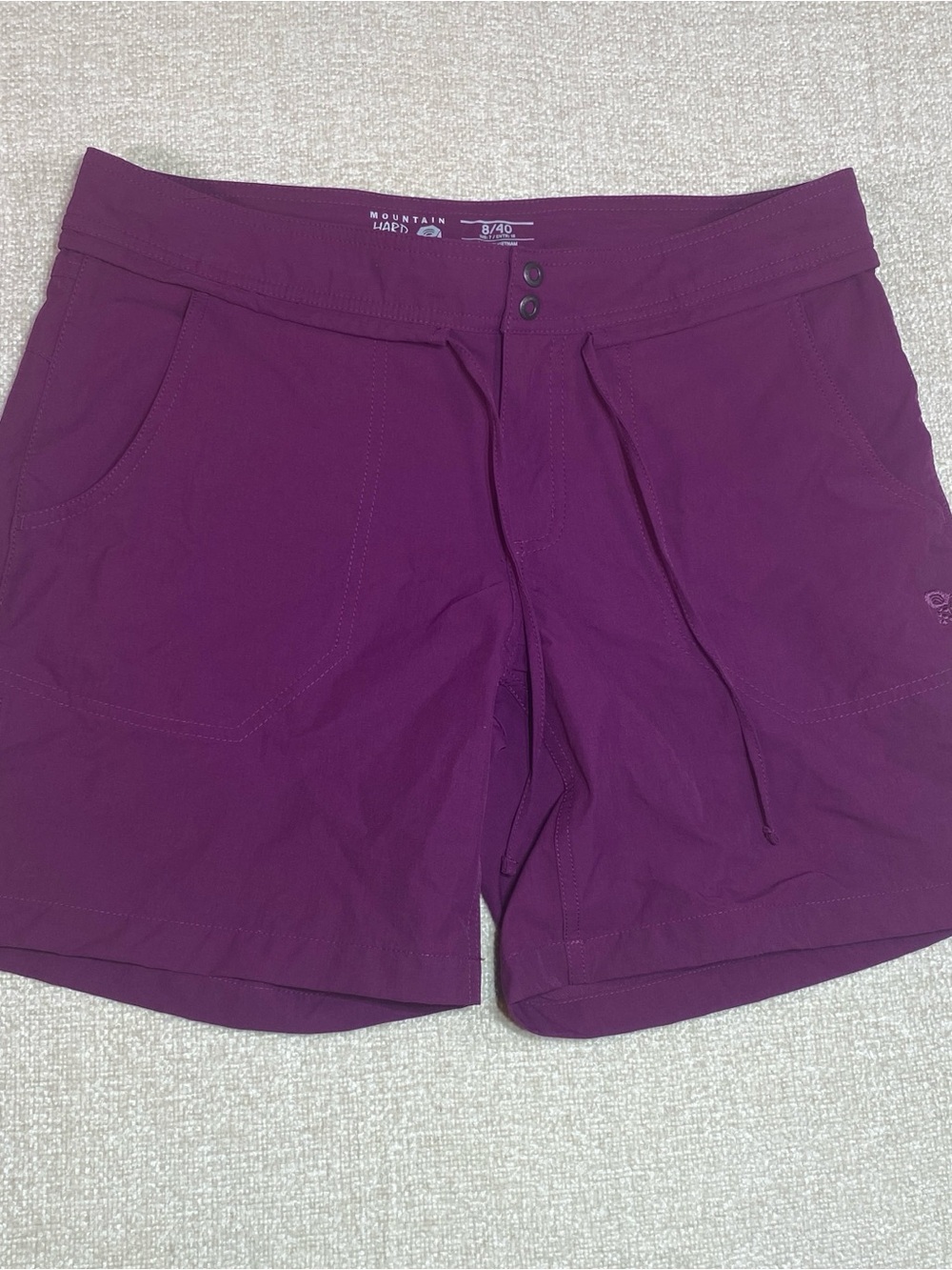 Mountain Hardwear Dynama Shorts Women 8/40 Purple Hiking Outdoor Stretch Trail